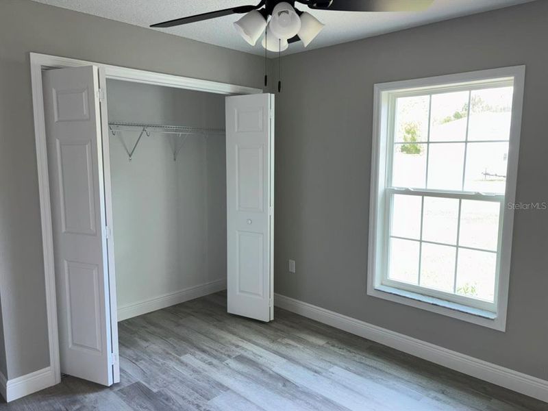 Spacious, unfurnished interior of a new home in , Dunnellon (Image 12).
