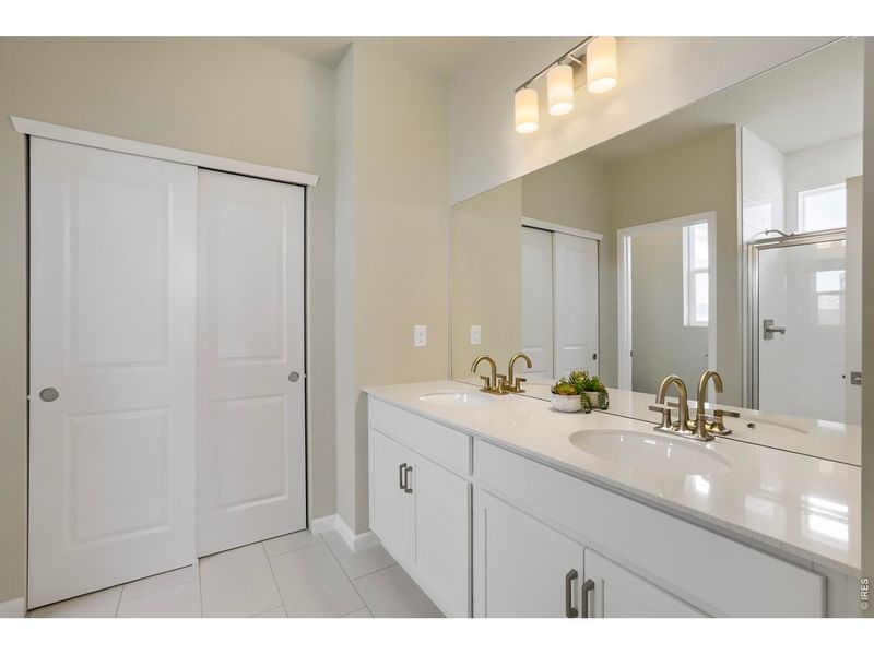 Furnished interior view inside a new home in Country Club Reserve, Fort Collins (Image 19).