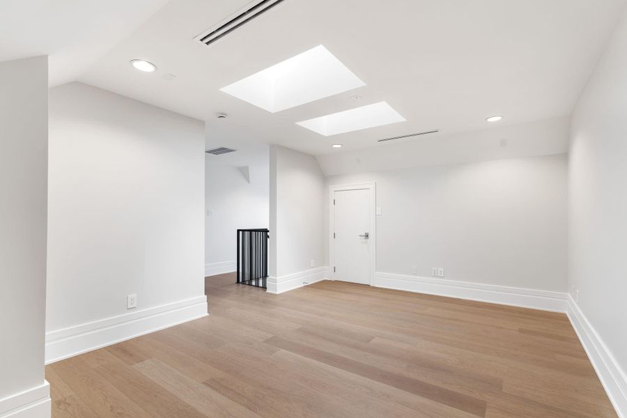 Third floor flex space, perfect for game room or gym.