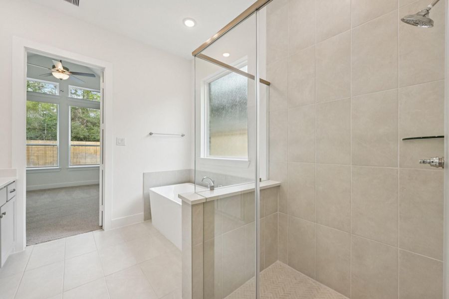 Furnished interior view inside a new home in Kresston, Montgomery (Image 12).