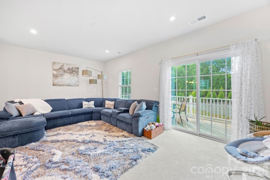 Furnished interior view inside a new home in , Gastonia (Image 6).