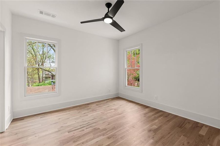 Spacious, unfurnished interior of a new home in , Atlanta (Image 24).
