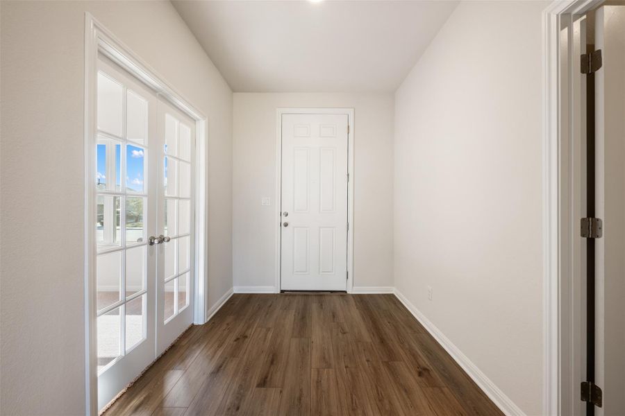 Representative images and renderings are for illustrative purposes. Actual structural options and design finishes of home may vary. Representative images and renderings are for illustrative purposes. Actual structural options and design finishes of home may vary.