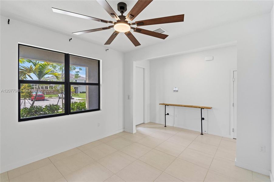 Spacious, unfurnished interior of a new home in Parker Pointe, Homestead (Image 43). Spacious, unfurnished interior of a new home in Parker Pointe, Homestead (Image 43).