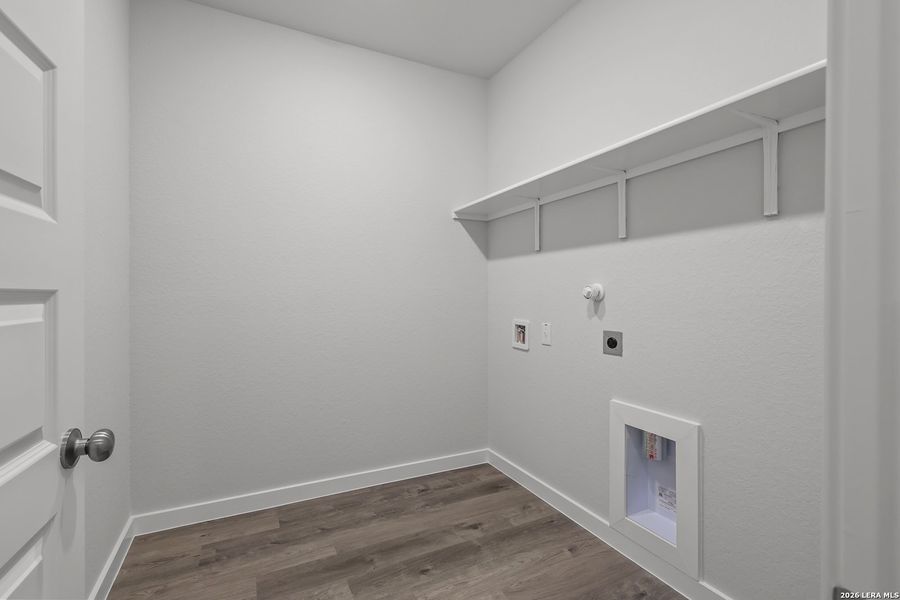 Spacious, unfurnished interior of a new home in Applewhite Meadows, San Antonio (Image 29). Spacious, unfurnished interior of a new home in Applewhite Meadows, San Antonio (Image 29).