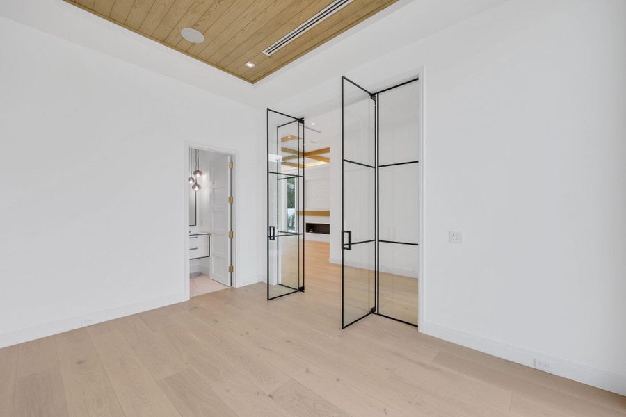 office / optional 5th bedroom office / optional 5th bedroom