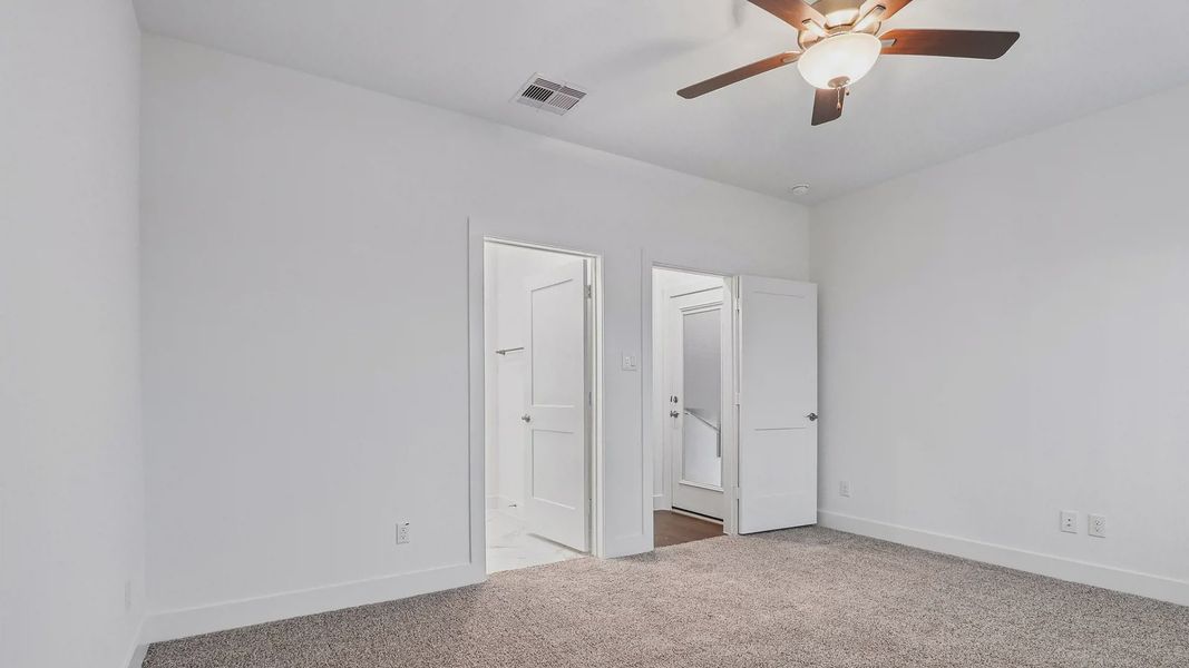 Spacious, unfurnished interior of a new home in Meridiana Townhomes, Manvel (Image 37).