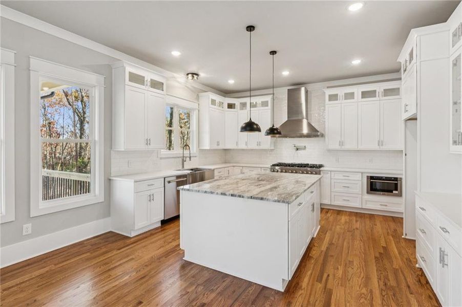 Furnished interior view inside a new home in , Dawsonville (Image 7).