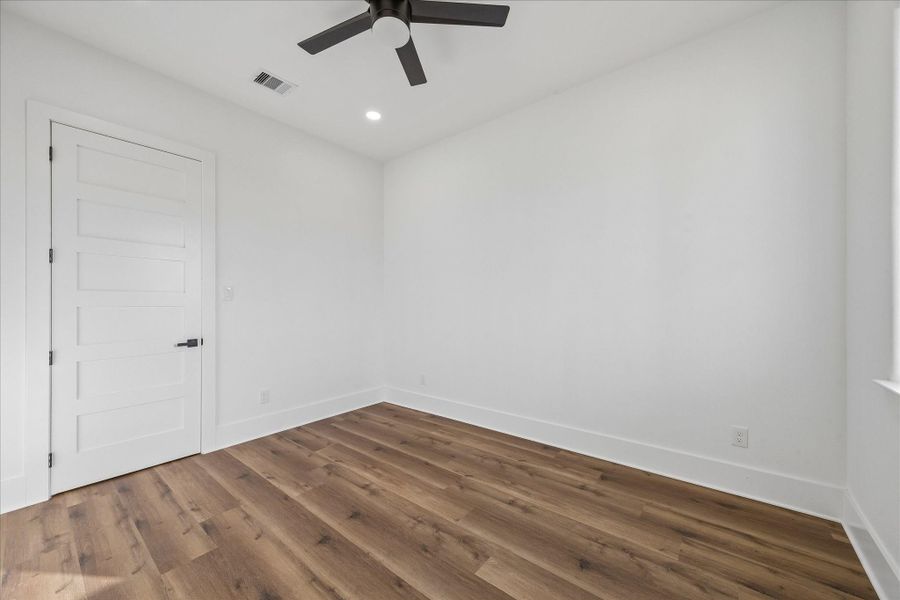 Fourth Bedroom! Fourth Bedroom!