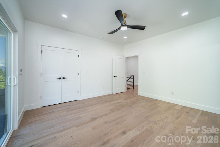 Spacious, unfurnished interior of a new home in , Hendersonville (Image 19). Spacious, unfurnished interior of a new home in , Hendersonville (Image 19).