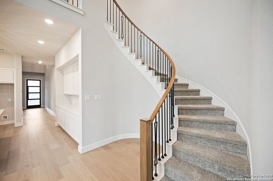 Spacious, unfurnished interior of a new home in Homestead, Schertz (Image 24).
