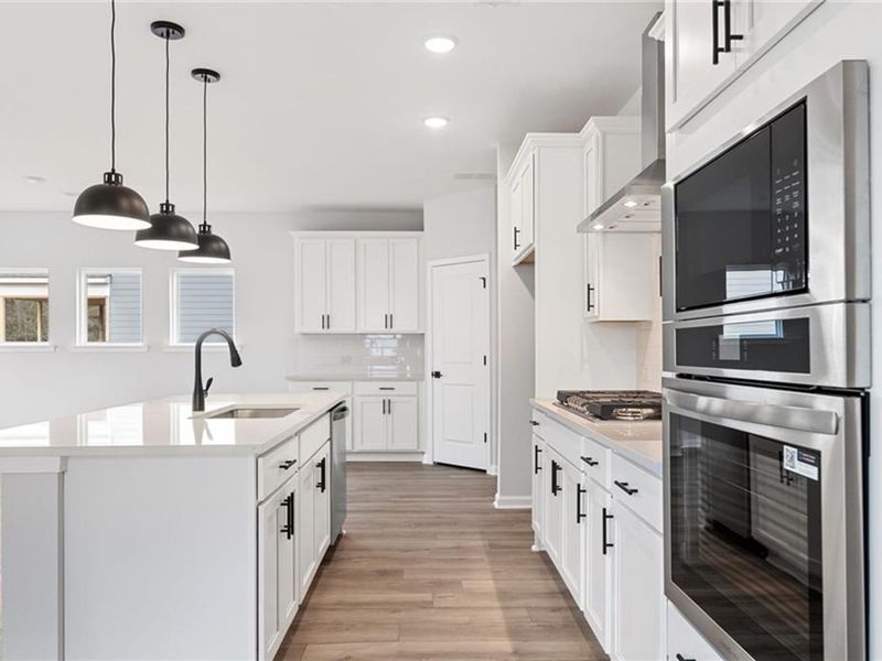 Furnished interior view inside a new home in Cedar Farms, Winder (Image 4).