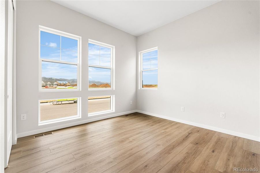 Spacious, unfurnished interior of a new home in Horizon at Solstice, Littleton (Image 20).