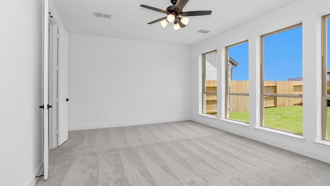 Image 14 of a home in Grange 60'.