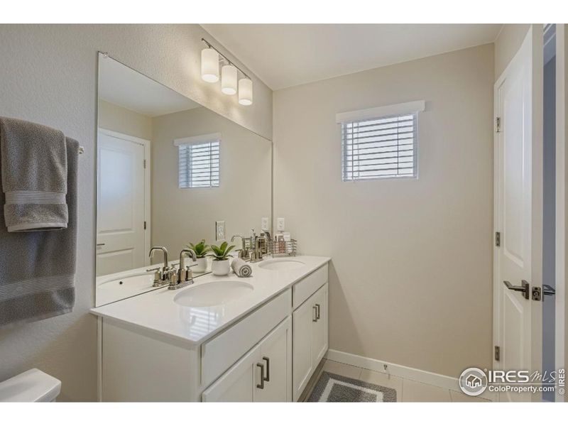 Dual vanity primary bathroom