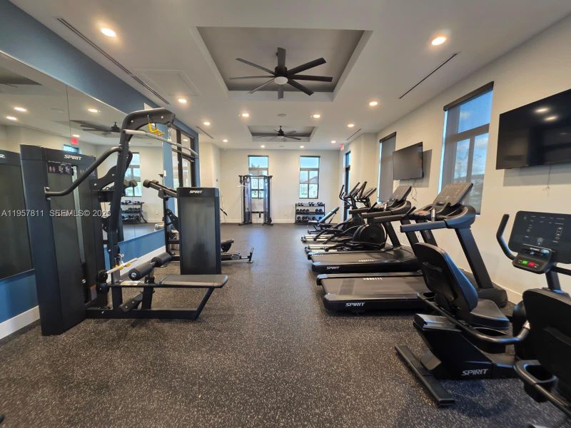 Community amenities in , Homestead (Image 20).