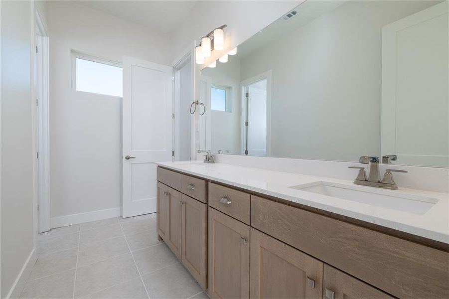 Furnished interior view inside a new home in , Rockwall (Image 29).