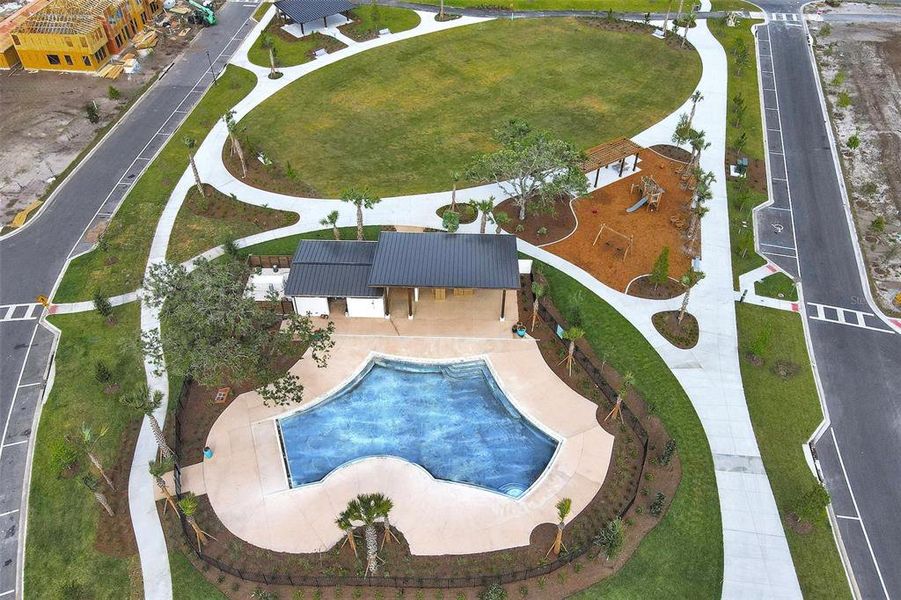Image 35 of a home in Weslyn Park.