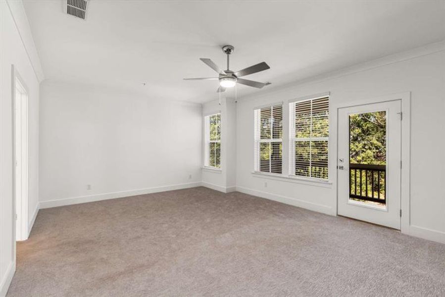 Spacious, unfurnished interior of a new home in , Alpharetta (Image 19).