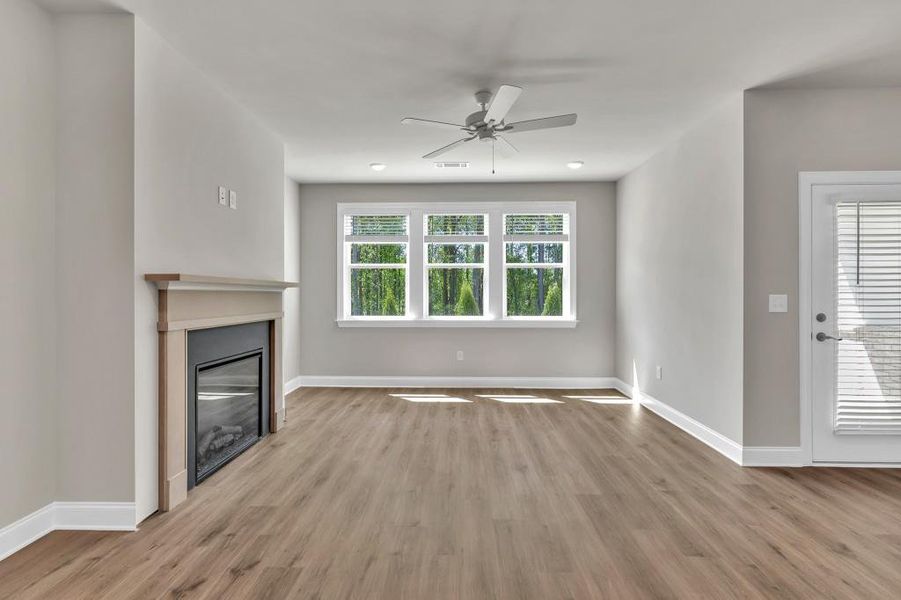 Spacious, unfurnished interior of a new home in , Lawrenceville (Image 19).
