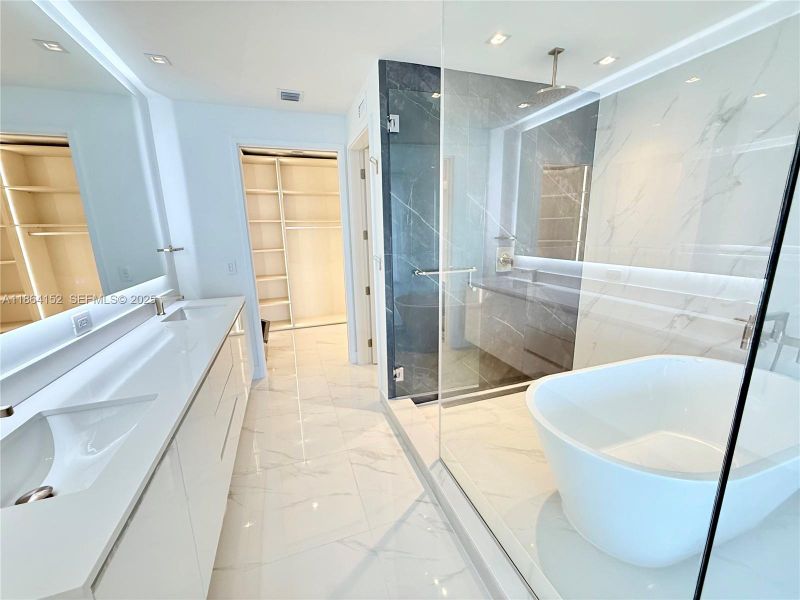 Image 32 of a home in . Image 32 of a home in .