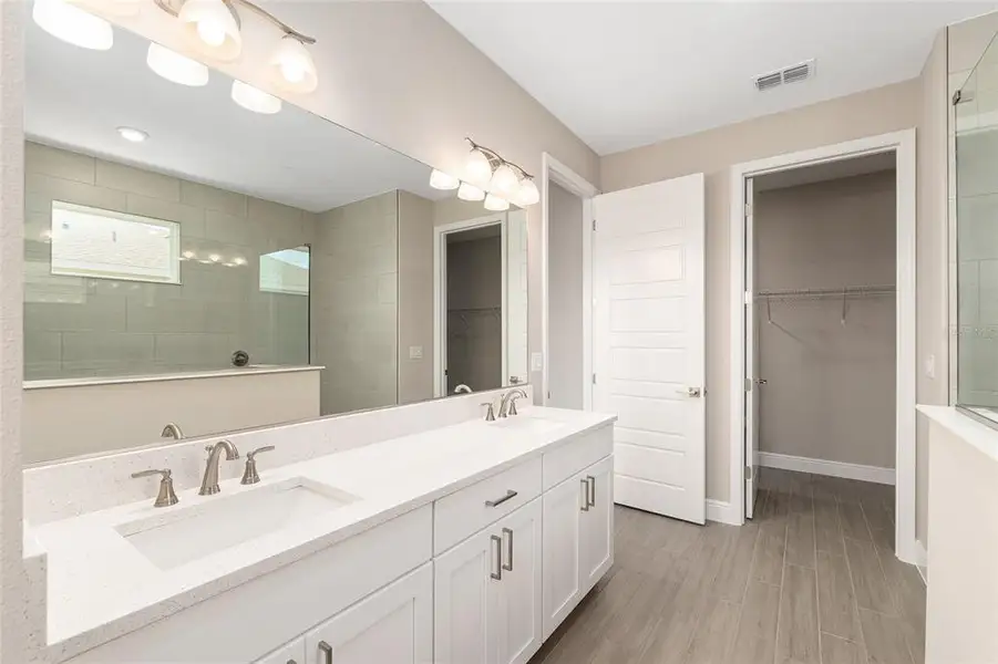 Furnished interior view inside a new home in , Ocala (Image 18).