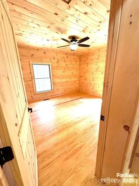 Spacious, unfurnished interior of a new home in , Rutherfordton (Image 20).