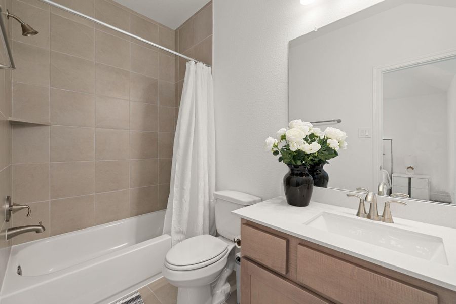 Furnished interior view inside a new home in Pomona, Manvel (Image 24).