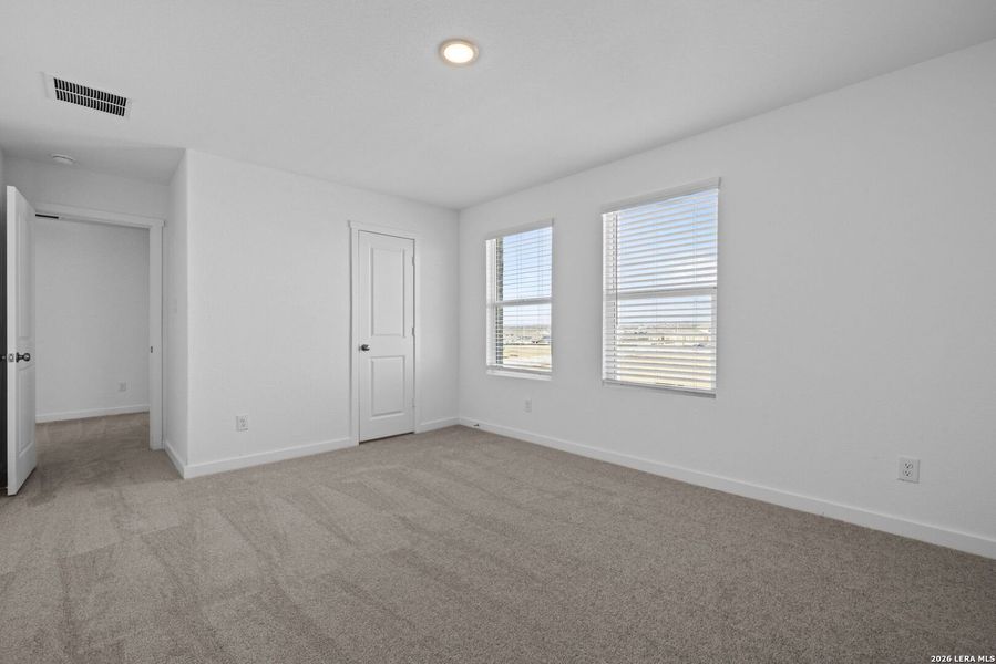 Spacious, unfurnished interior of a new home in Voss Farms, New Braunfels (Image 29). Spacious, unfurnished interior of a new home in Voss Farms, New Braunfels (Image 29).