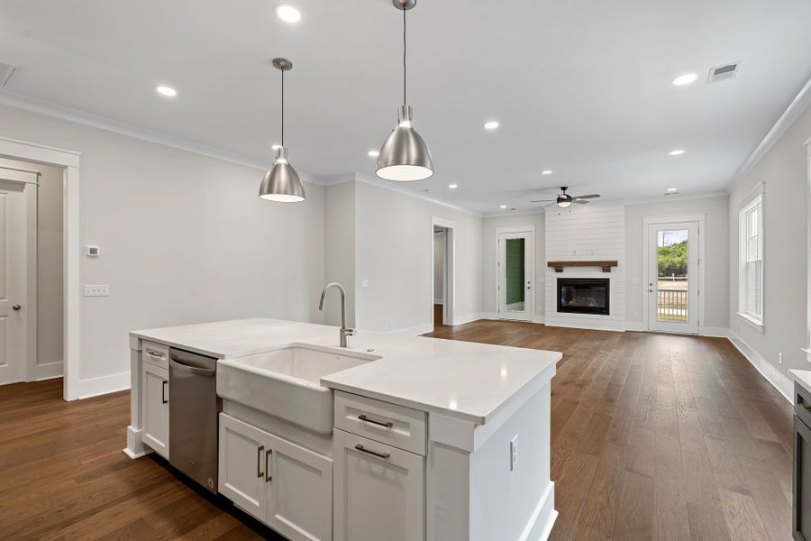 4br New Home in Johns Island, SC.  - Slide 11