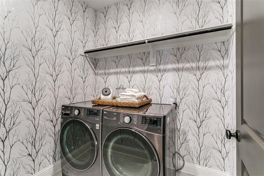 Close-up of interior finishes inside a home in Grand Braniff Park, Irving (Image 18).