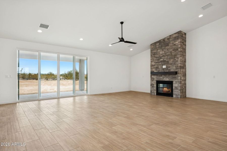 8-web-or-mls-20136-w-hazelwood-st