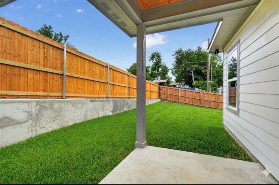 Exterior details and patio area of a home in , Fort Worth (Image 18).