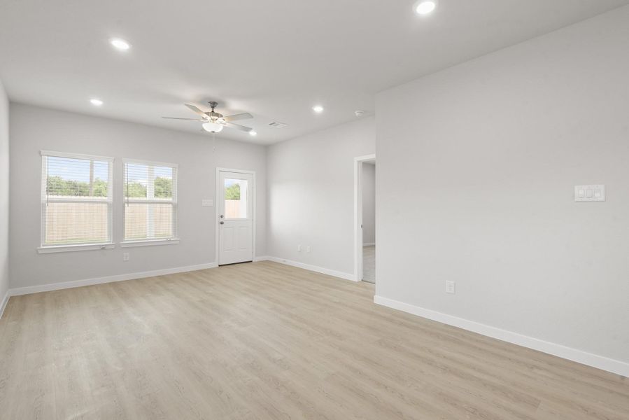 Spacious, unfurnished interior of a new home in River Ranch Trails, Dayton (Image 11). Spacious, unfurnished interior of a new home in River Ranch Trails, Dayton (Image 11).