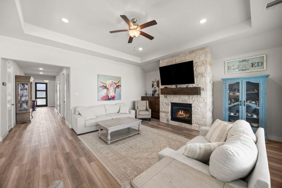 Furnished interior view inside a new home in , Santa Fe (Image 6).