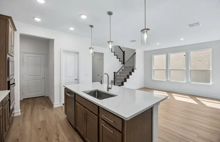 Furnished interior view inside a new home in Highland Lakes, McKinney (Image 8).