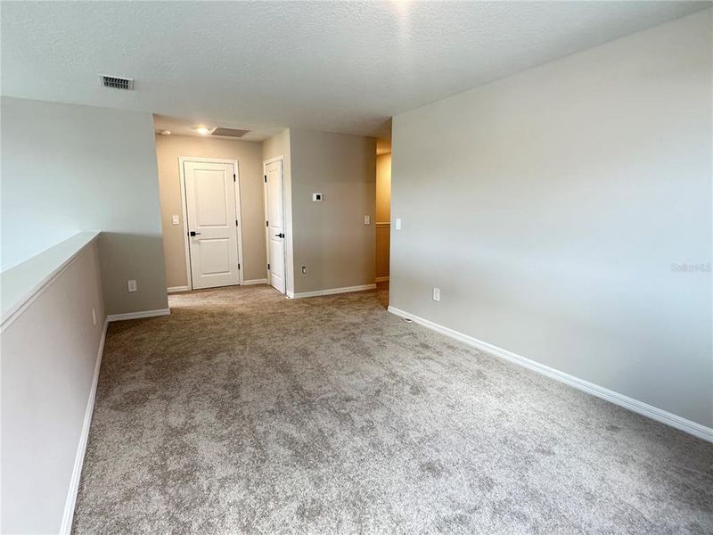 Spacious, unfurnished interior of a new home in Berry Bay, Wimauma (Image 31).