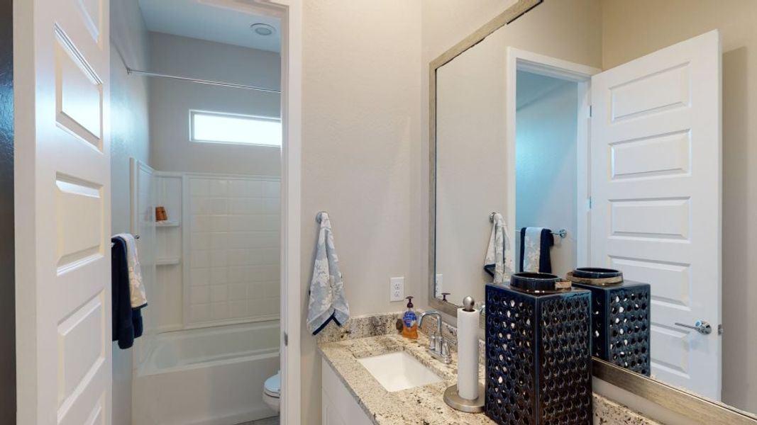 Image 9 of the Western Enclave: Horizon community in Phoenix, AZ.