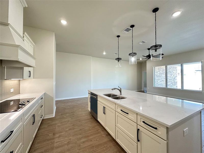 Furnished interior view inside a new home in , Lorena (Image 9).