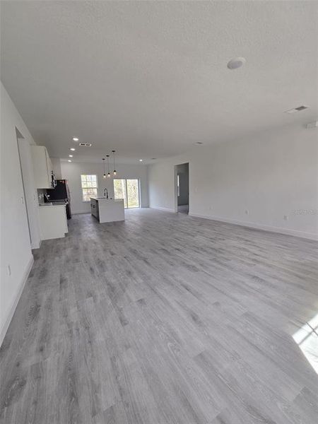 Image 18 of a home in .