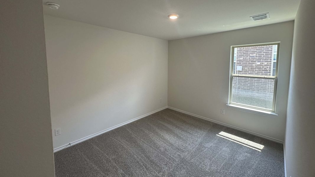 Spacious, unfurnished interior of a new home in Cartwright Ranch, Crandall (Image 13).