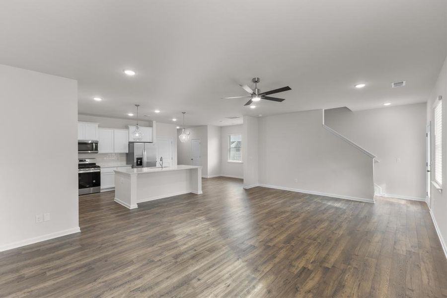 Spacious, unfurnished interior of a new home in Hitchcock Preserve, Aiken (Image 18).
