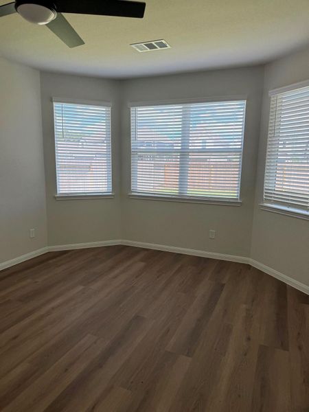 Spacious, unfurnished interior of a new home in River's Edge, Conroe (Image 26). Spacious, unfurnished interior of a new home in River's Edge, Conroe (Image 26).
