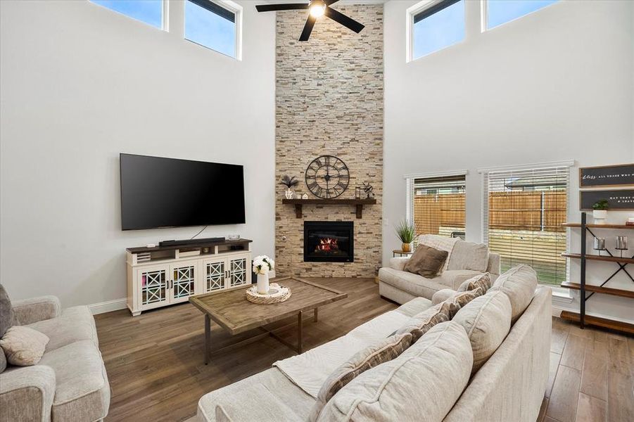 Furnished interior view inside a new home in Sonoma Verde, McLendon-Chisholm (Image 30).