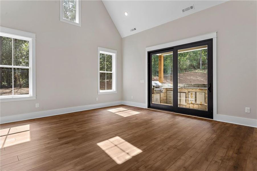 Spacious, unfurnished interior of a new home in , Rome (Image 44). Spacious, unfurnished interior of a new home in , Rome (Image 44).