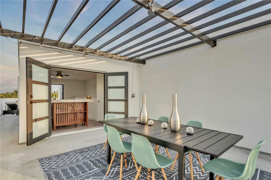 Exterior details and patio area of a home in , Pinellas Park (Image 25).