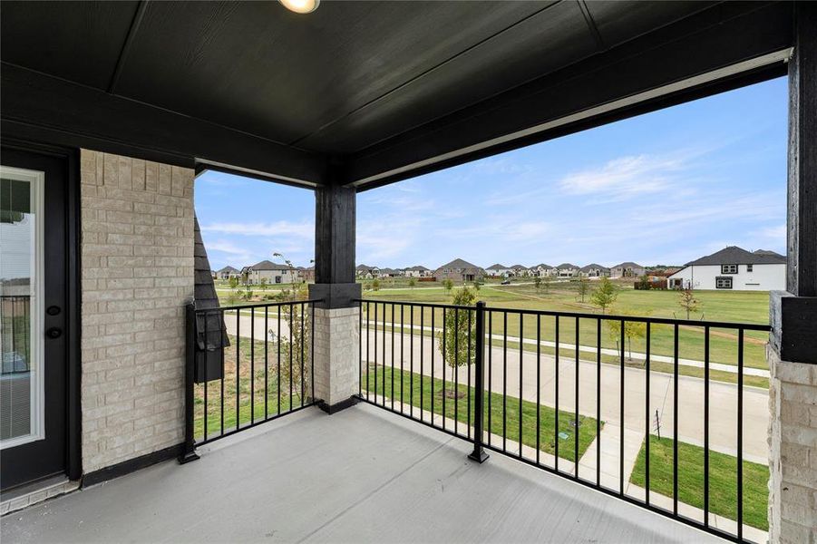 Exterior details and patio area of a home in Villages of Creekwood, Frisco (Image 3).