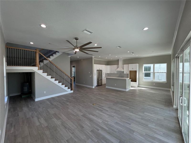 Spacious, unfurnished interior of a new home in , St. Petersburg (Image 46). Spacious, unfurnished interior of a new home in , St. Petersburg (Image 46).