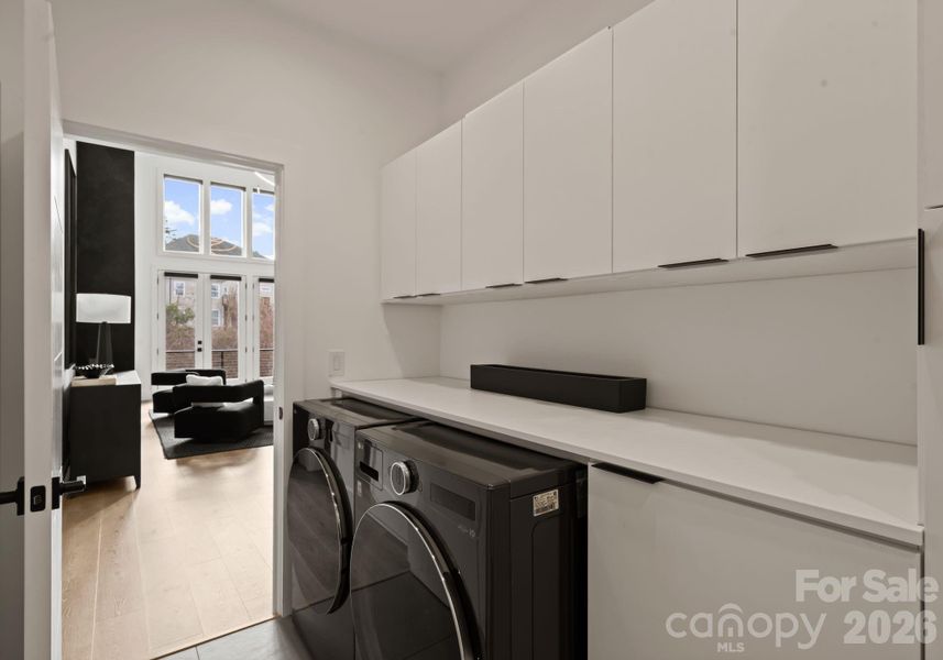 Laundry room Main Leverl