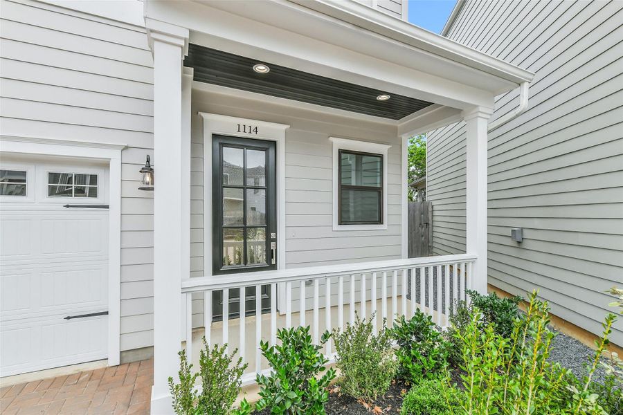 Exterior details and patio area of a home in Timbergrove Trails, Houston (Image 23). Exterior details and patio area of a home in Timbergrove Trails, Houston (Image 23).
